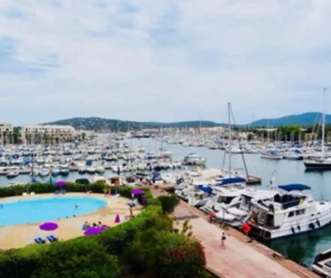 船屋 Logement Atypique Golfe De Saint Tropez