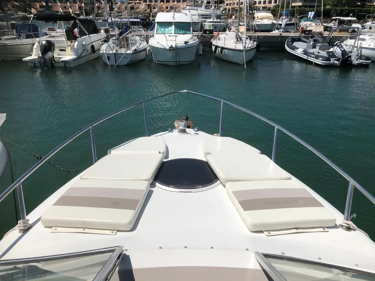Logement Atypique Golfe De Saint Tropez 0*, Коголин Франция