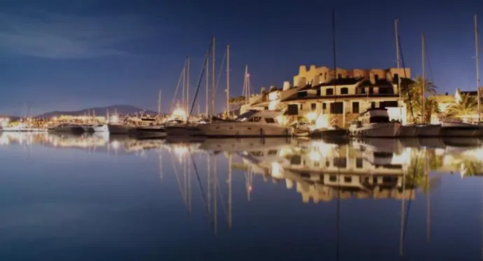 Logement Atypique Golfe De Saint Tropez 0*, Коголин Франция