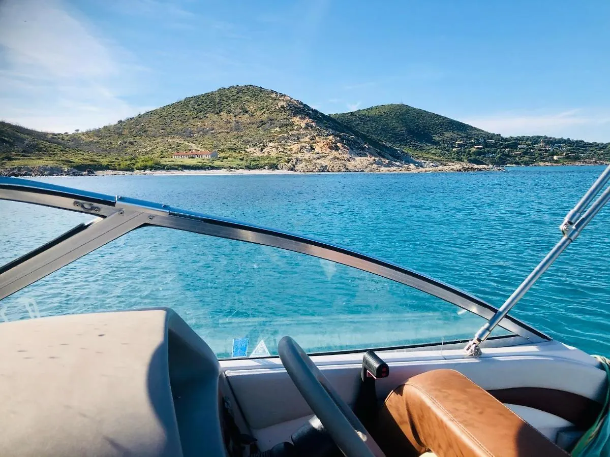 Logement Atypique Golfe De Saint Tropez Коголин